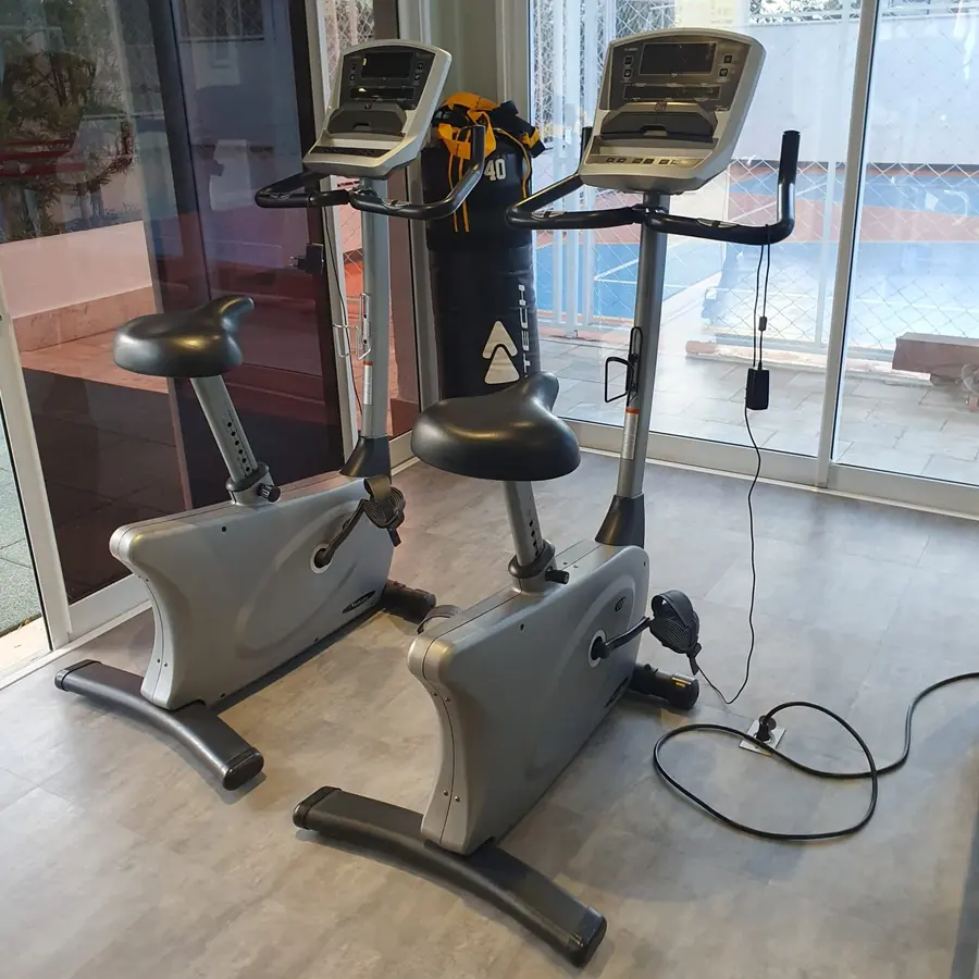 Bicicleta ergométrica nova
